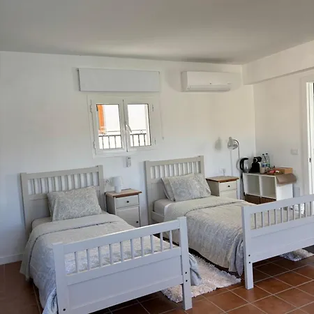 Private Pool, Parking, Bbq In The South Of Gc *