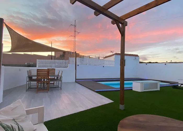 Holiday home Private Pool, Parking, Bbq In The South Of Gc *